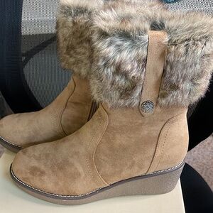 Spring Step Tan Ankle Boots with Faux Fur